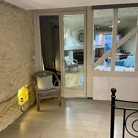 Troglodyte Du Petit Coteau Apartment Vouvray Exterior photo